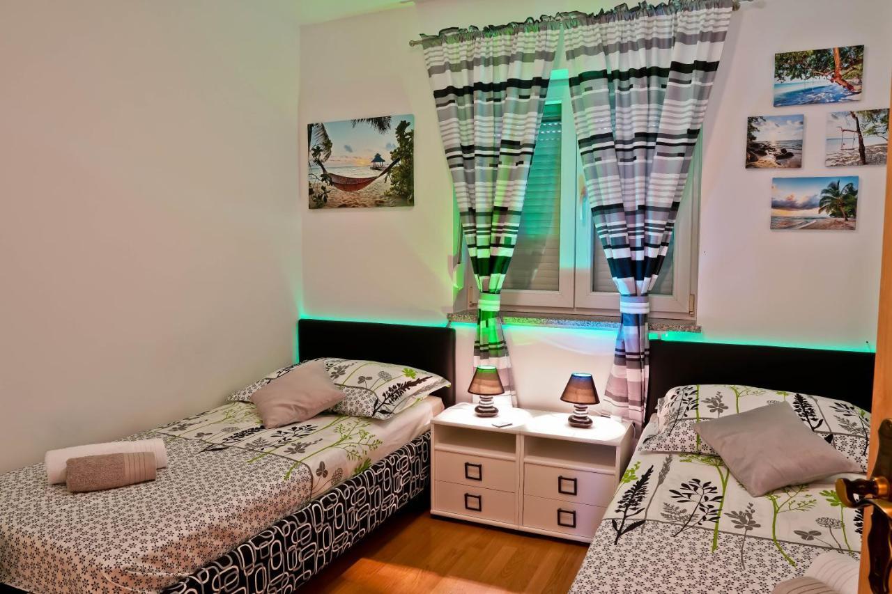 Apartment Suncica PUY Eksteriør bilde